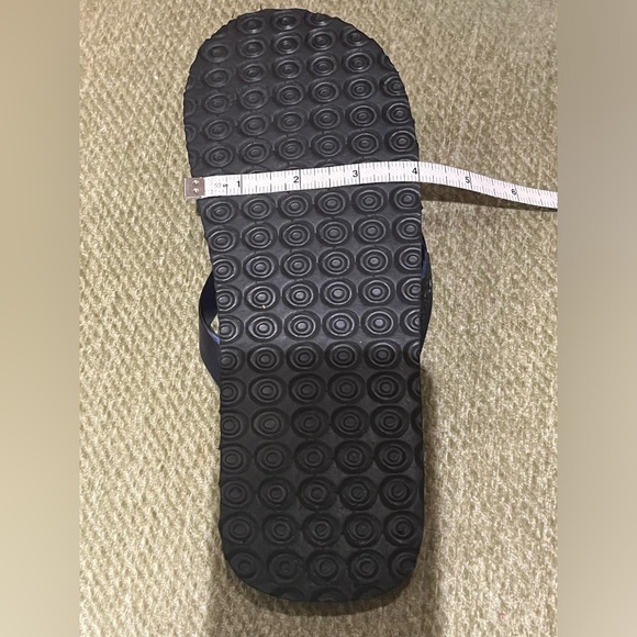 STEPHEN SPROUSE USA blue and red flip flops pool shoes. - Picture 2 of 6